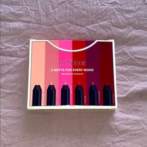 Mini matte lip crayon set